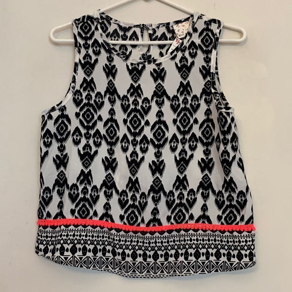 3/$30 Belle du Jour sleeveless black/ white tank Size XL NWT